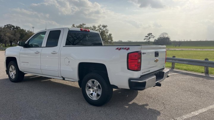 Chevrolet Silverado K1500 LT 2019