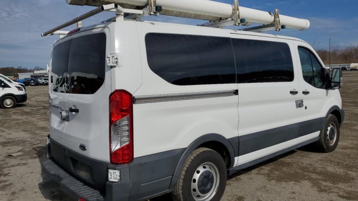 Ford TRANSIT T-150 2016