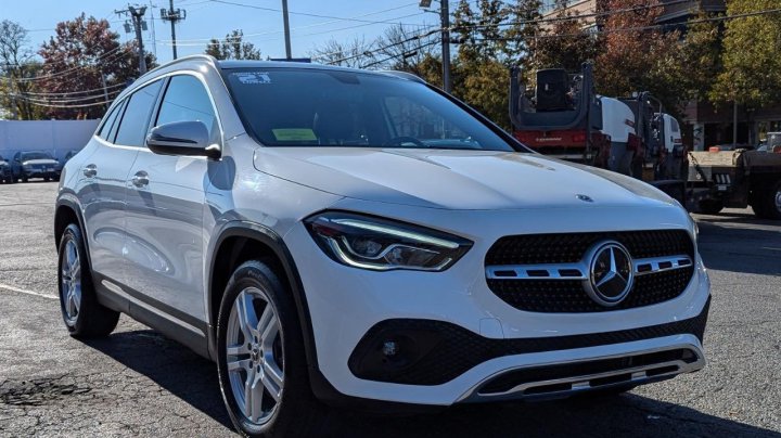 Mercedes-Benz GLA-Class 250 4MATIC 2021