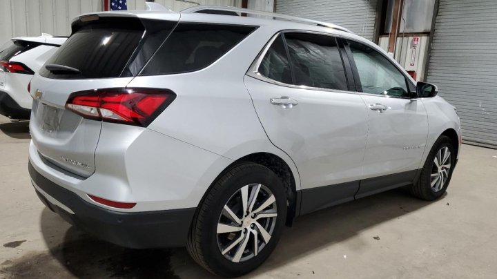 Chevrolet Equinox PREMIER 2022