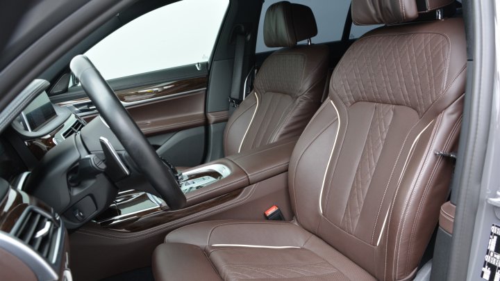 BMW 7 Series 730i 2022