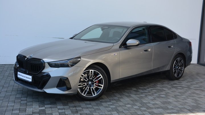 BMW 5 Series 520d 2024