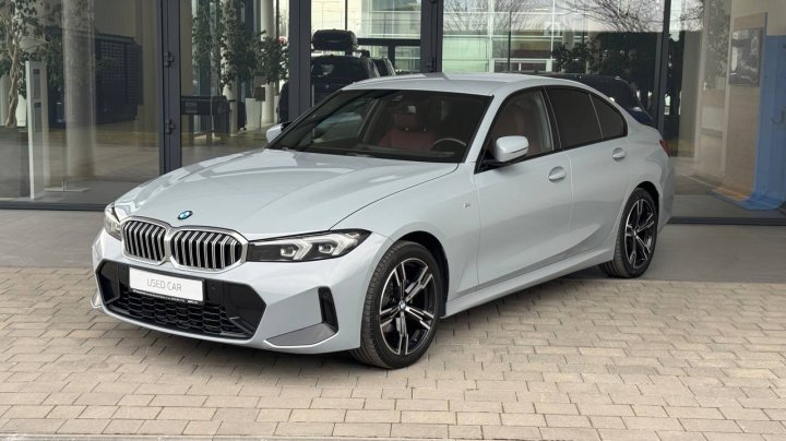 BMW 3 Series 320i 2024