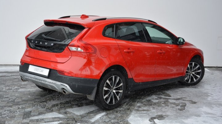VOLVO V40 CC 2019