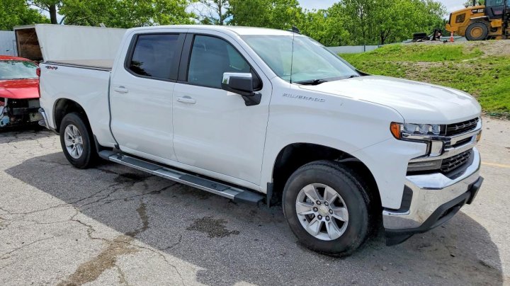 Chevrolet Silverado  2020