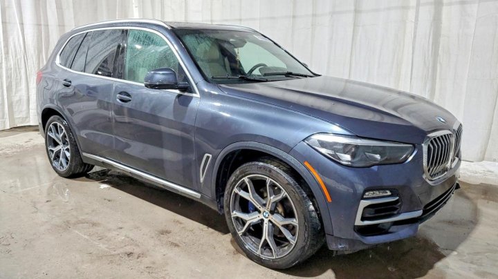 BMW X5  2019