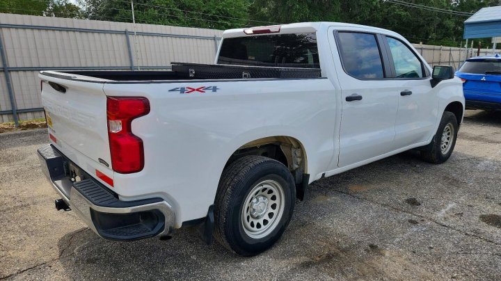 Chevrolet Silverado  2023