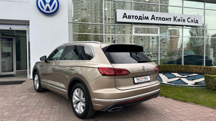 Volkswagen 2019 VW Touareg Elegance 3.0 V6 TDI 2019