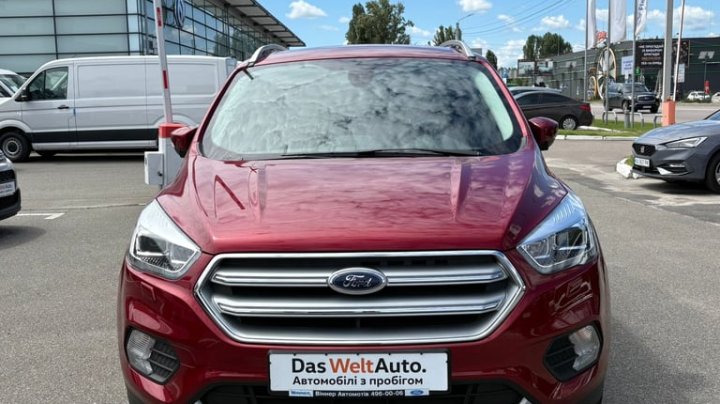 Ford Kuga 2,0 TDCi Titanium 4x4 2020