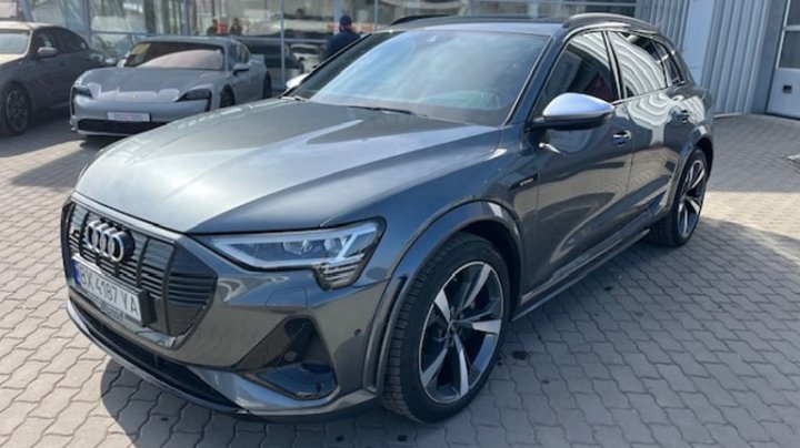Audi e-tron quattro 95kWh S 2023