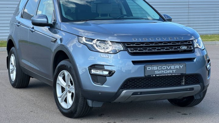 LAND ROVER DISCOVERY SPORT SE 2000