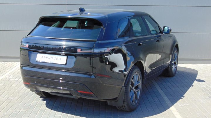 Land Rover Range Rover Velar 2026