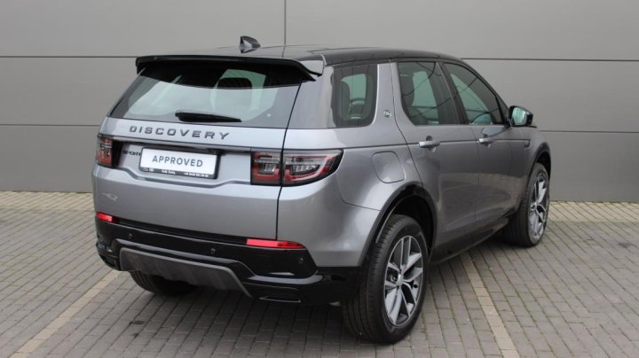 Land Rover Discovery Sport 2025