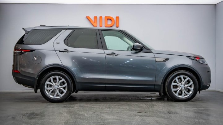 Land Rover Discovery 2018