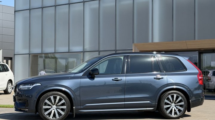 Volvo XC90 Plus Dark AWD 2023