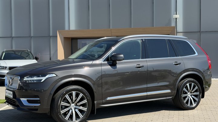 Volvo XC90 Plus Bright AWD 2023