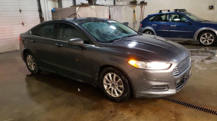 Ford FUSION  2015