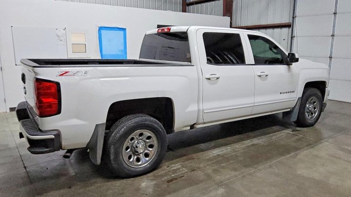 Chevrolet Silverado  2017