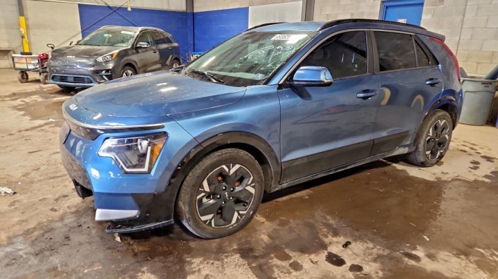 KIA NIRO  2024