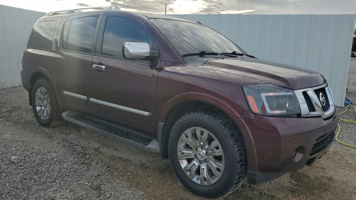 Nissan ARMADA  2015