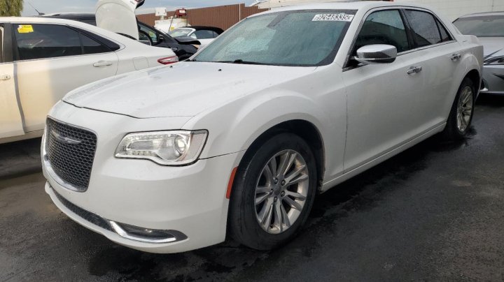 CHRYSLER 300C  2016