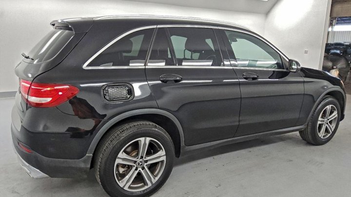 Mercedes-Benz GLC  2018