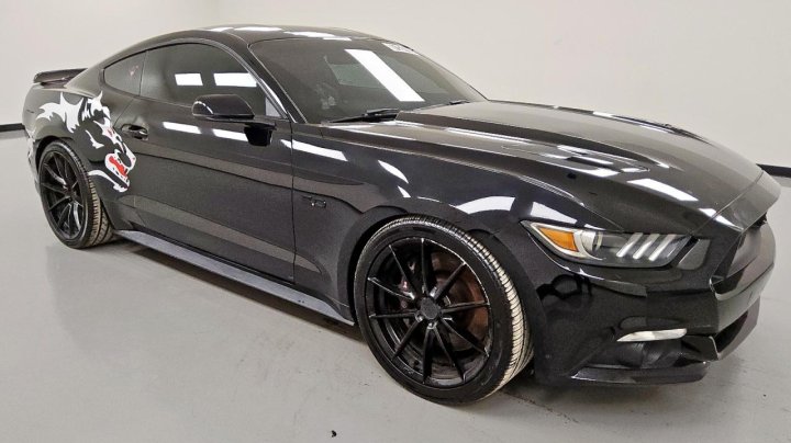 Ford MUSTANG  2016