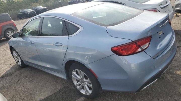 CHRYSLER 200 LIMITED 2015