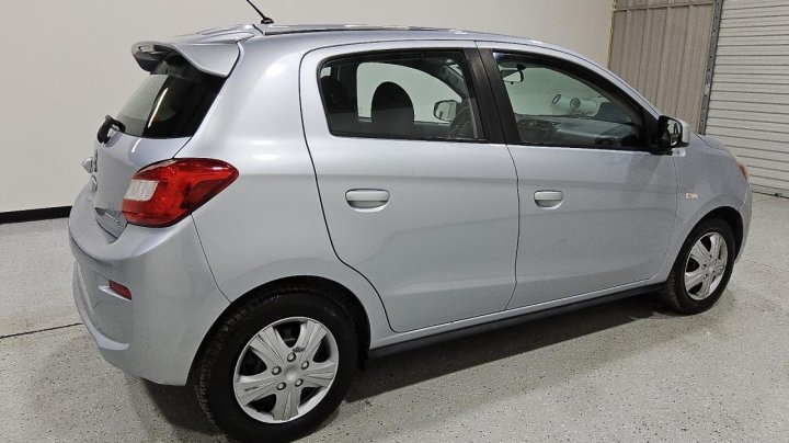 Mitsubishi Mirage ES 2018