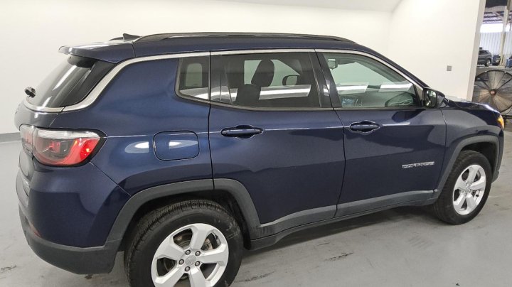 JEEP COMPASS LATITUDE 2021