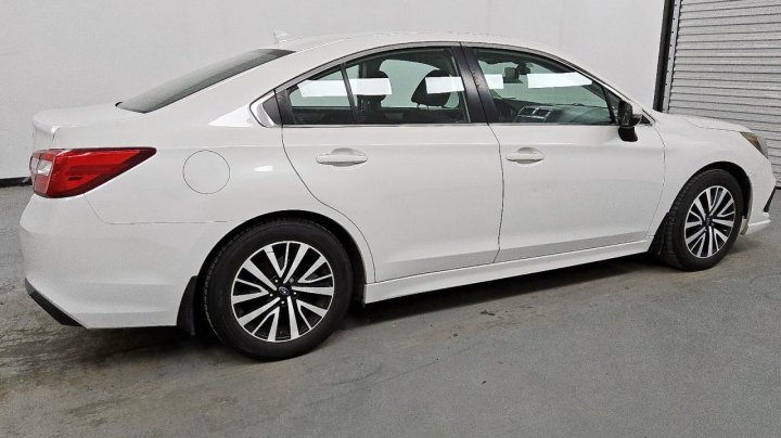 Subaru Legacy 2.5I PREMIUM 2019