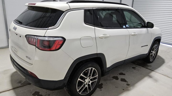 JEEP COMPASS LATITUDE 2019