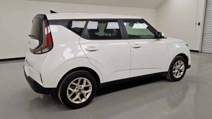 KIA Soul LX 2025
