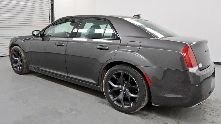 CHRYSLER 300 TOURING 2021