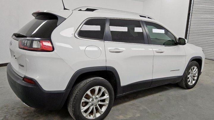 JEEP Cherokee LATITUDE 2019