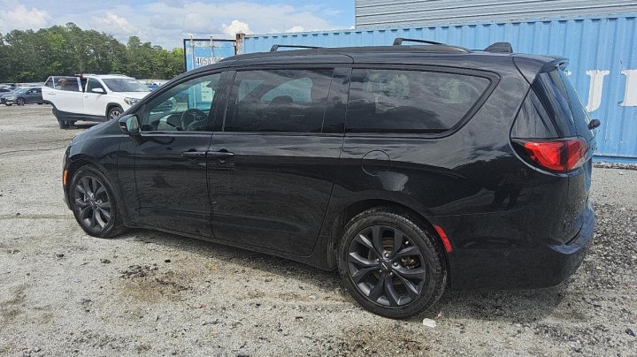 CHRYSLER Pacifica  2020