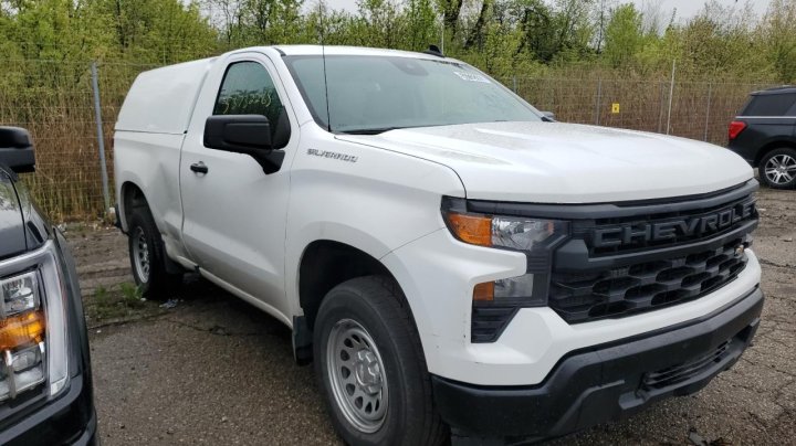 Chevrolet Silverado  2023
