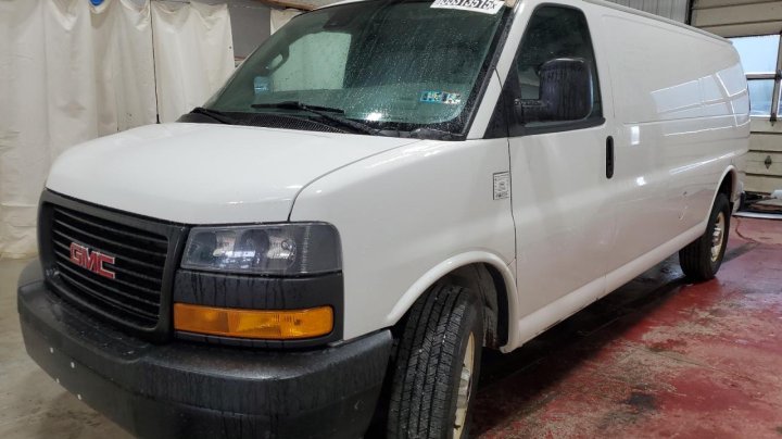GMC Savana  2020