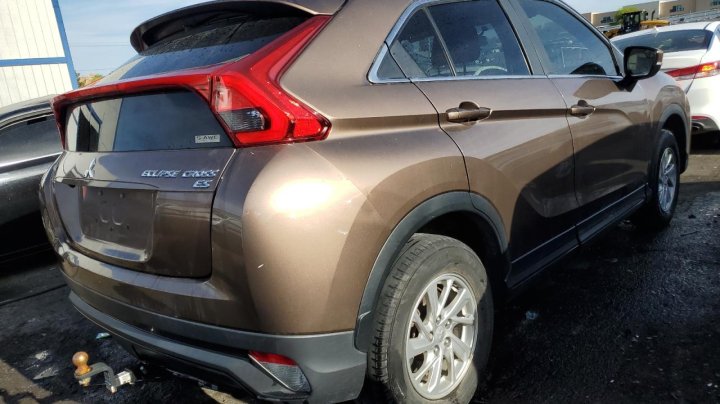 Mitsubishi ECLIPSE CROSS  2018