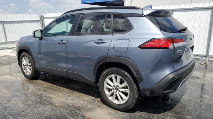 Toyota COROLLA CROSS LE 2022