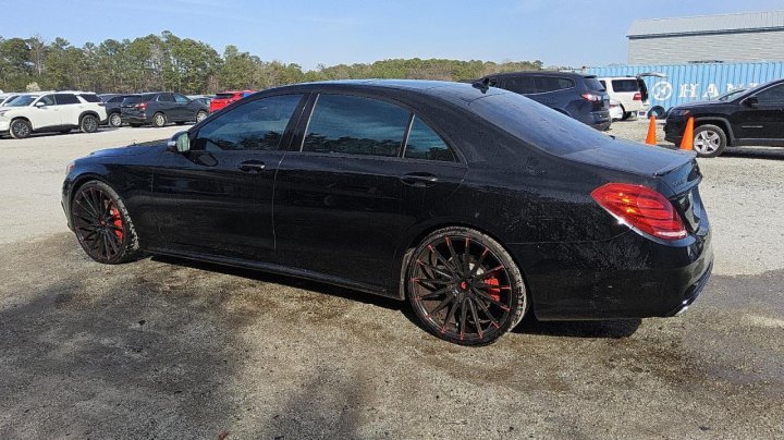 Mercedes-Benz S 550 2015