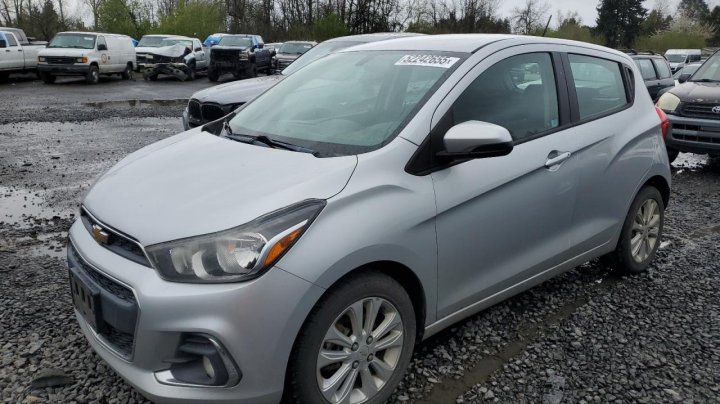 Chevrolet Spark 1LT 2016