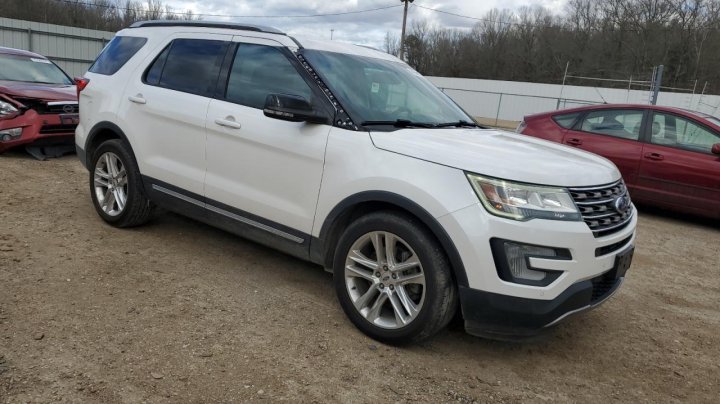 Ford Explorer XLT 2016