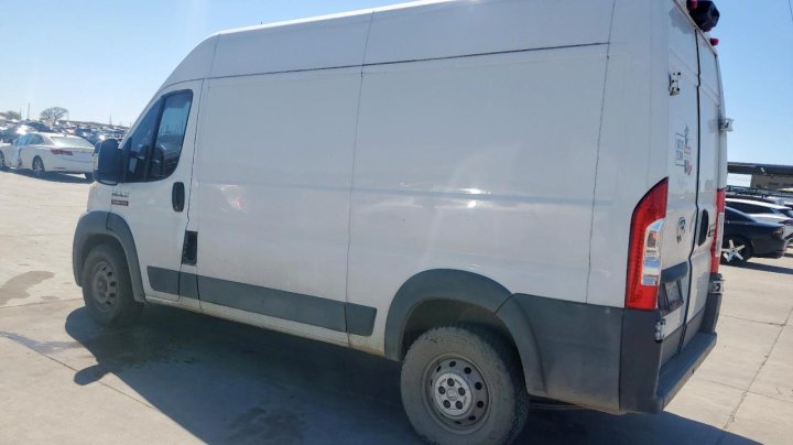 RAM Promaster 1500 HIGH 2015