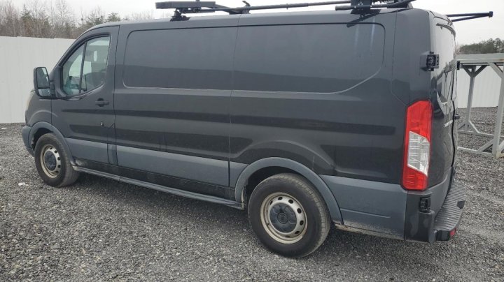 Ford TRANSIT T-150 2015
