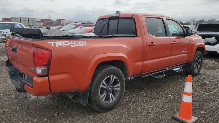 Toyota TACOMA DOUBLE CAB 2016