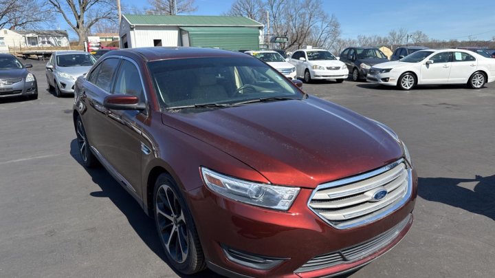Ford TAURUS SEL 2015