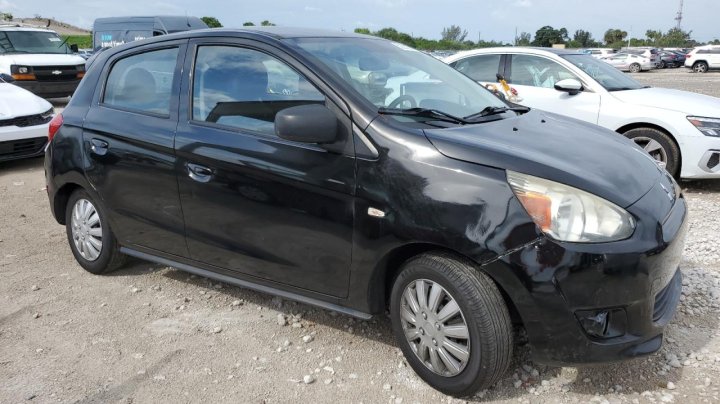 Mitsubishi Mirage DE 2015