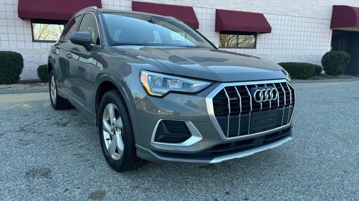 Audi Q3 PREMIUM 40 2021