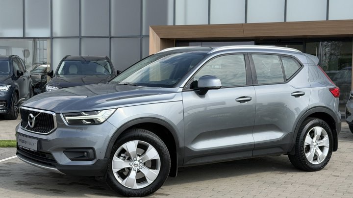 Volvo XC40 Momentum AWD 2018